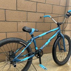 24 Inch GT   (NO TRADES CASH ONLY)