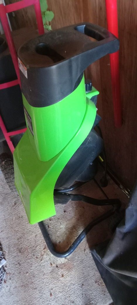 Harbor Freight Branch Chipper