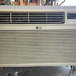LG Air Conditioner 15,000 BTU
