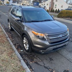 2013 Ford Explorer