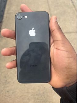 iphone se all black nun wrong with it