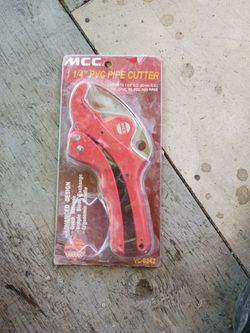 Pipe cutter