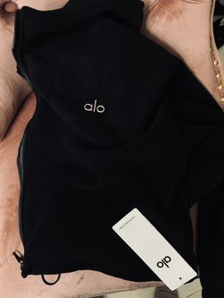 Alo Crop Sweater