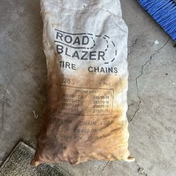 Tire Chains 245-275, See Pic