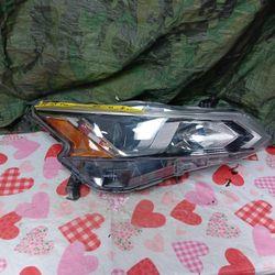 2019-21 Nissan Altima Right Headlight Regular 