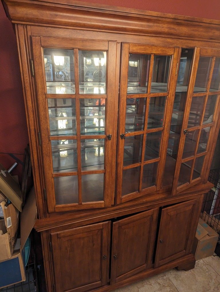 China Cabinet 