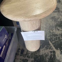 Outdoor Travertine Pedestal Table