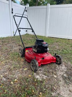 Briggs and Stratton 500 series 158cc Lawnmower