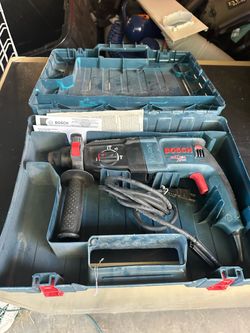 Bosch Bulldog Extreme Hammer Drill