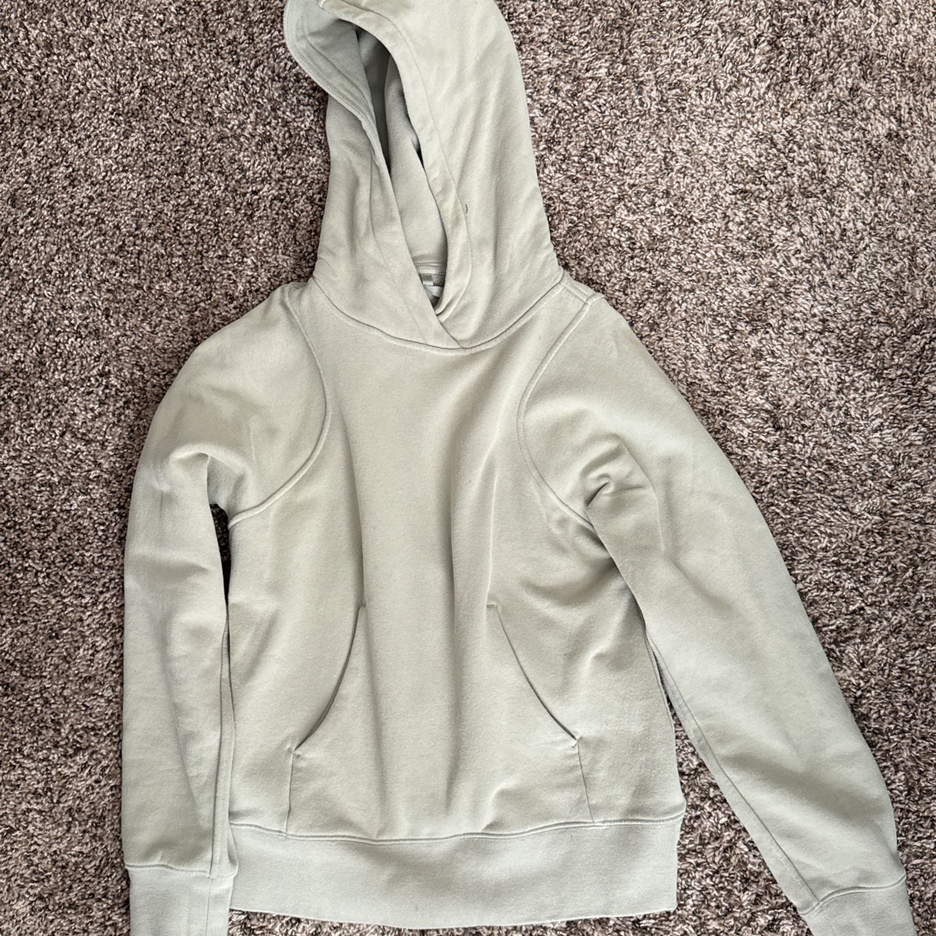 Lululemon Women’s Sweatshirt