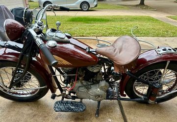 Indian chief motorcycle 1944