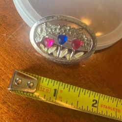 Vintage Jewelry GRANDMA pin 