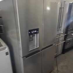 Whirlpool Refrigerator 4 Door 