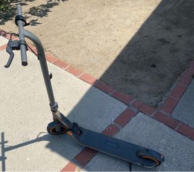Segway Ninebot E Scooter With Charger