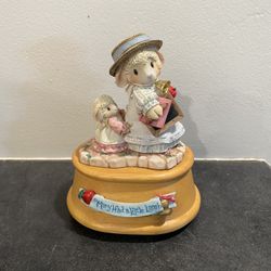 Precious Moments Mary had a Little Lamb