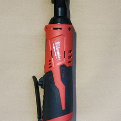 Milwaukee M12 12V Lithium-Ion Cordless 3/8 in. Ratchet