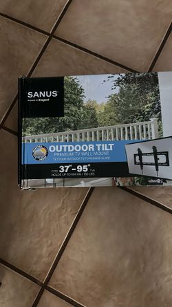 Outdoor TV Mount