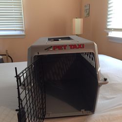 “Pet Taxi” Cat Carrier For Small Animal