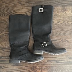Black Winter Boots 
