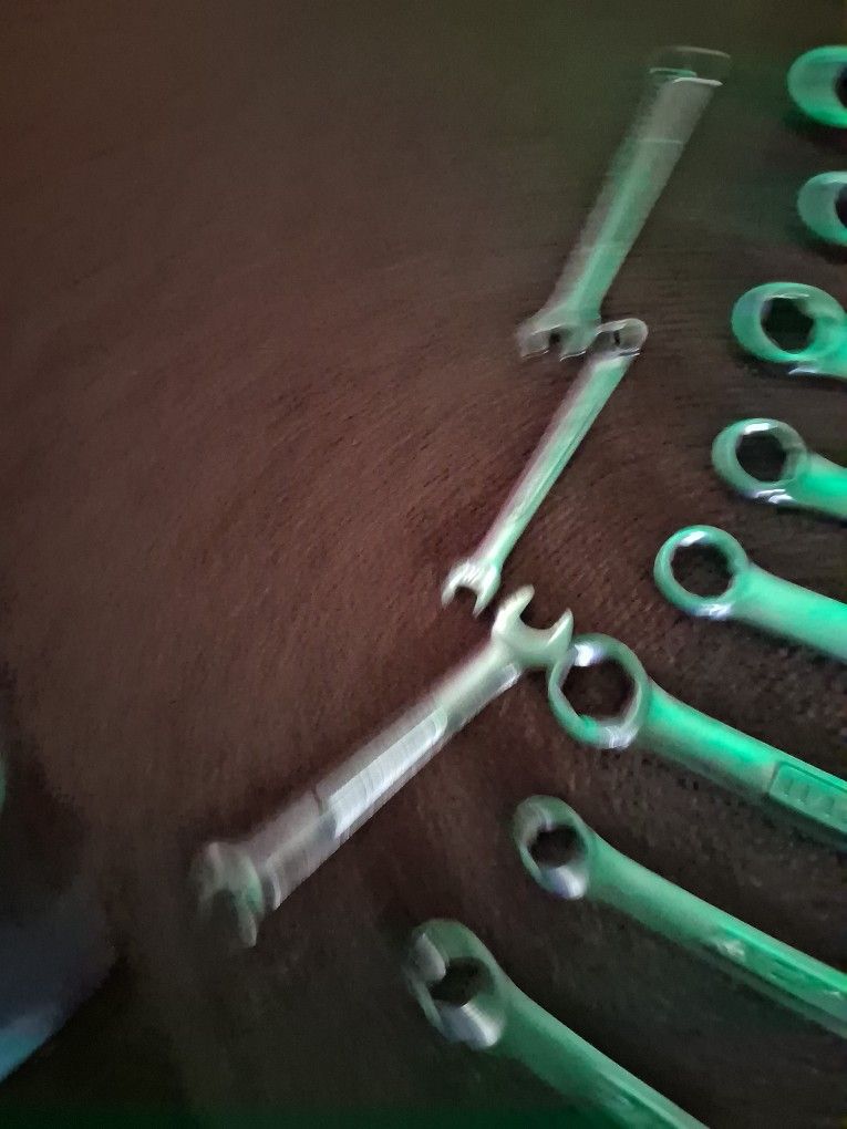 16 Craftmen Wrenches 