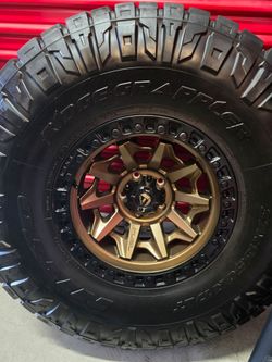 Nitto Ridge Grappler on Fuel Covert