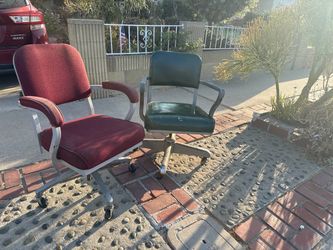 Office Chairs /Curb side 13227 Destino Place  Cerritos