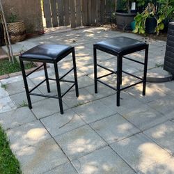 Set Of 2 Med Bar Stools Or Benches 