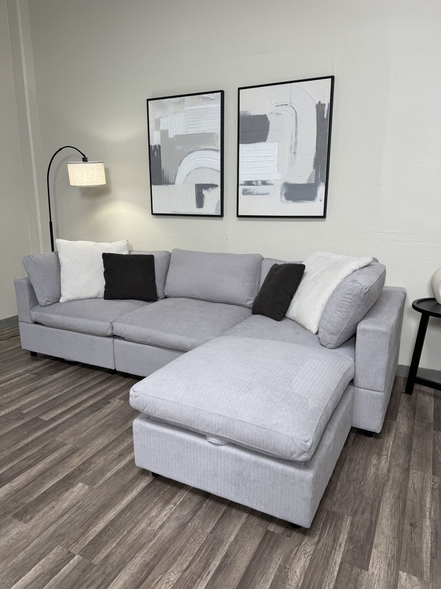 New In Box 4 Piece Modular Comfy Cloud Sectional - Light Gray