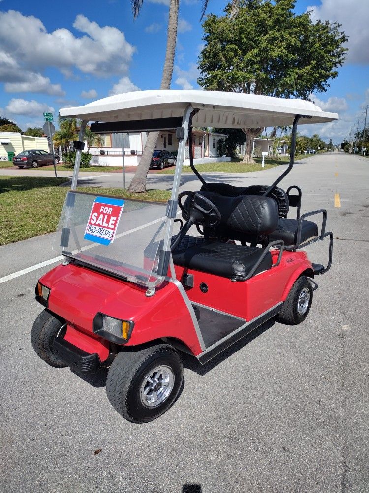 Beautiful Four Seats Club Car Golf Cart
