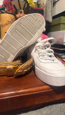 White Pumas Tennis