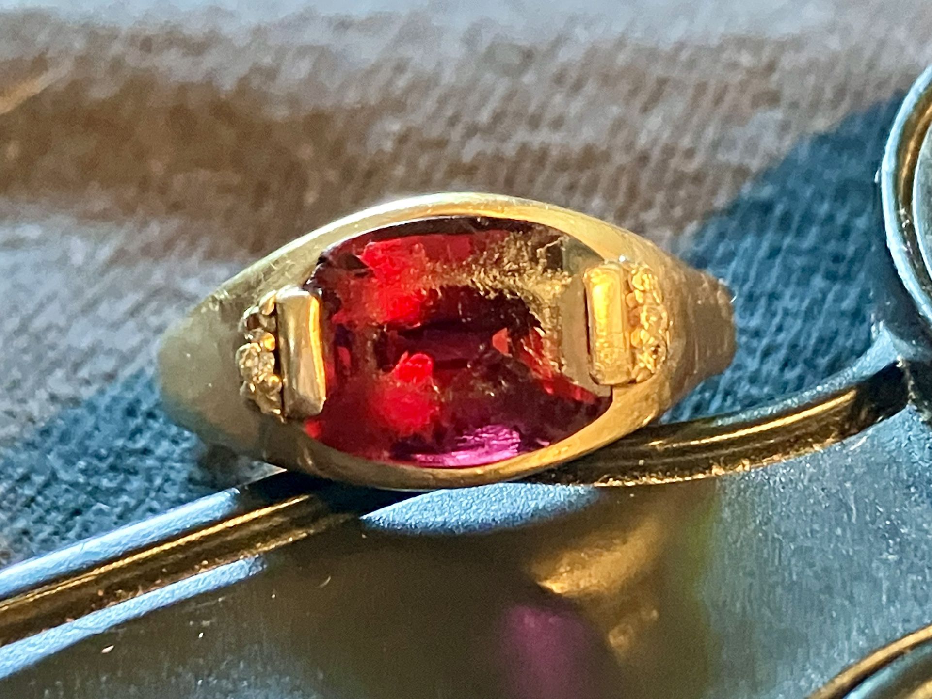 Ruby And Diamond Ring 