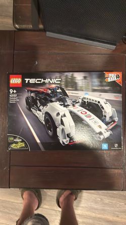 Lego Technic formula E Porsche 99X electric pull back