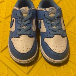 Nike Dunk Low "University Blue" toddler sneakers