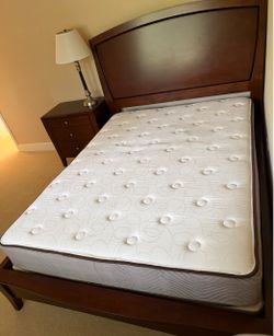 Like New Mattress - Queen size