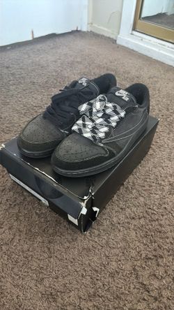 Travis Scott Phantoms