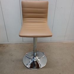 Set Of 6 Stools For $ 150