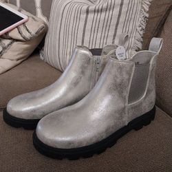 Girls Boots