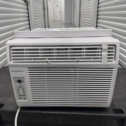 Keystone 12,000 BTU Window Air Conditioner and Dehumidifier, 115V, Window AC Units for Apartment, Living Room, Garage, and Medium Sized Rooms up to 55
