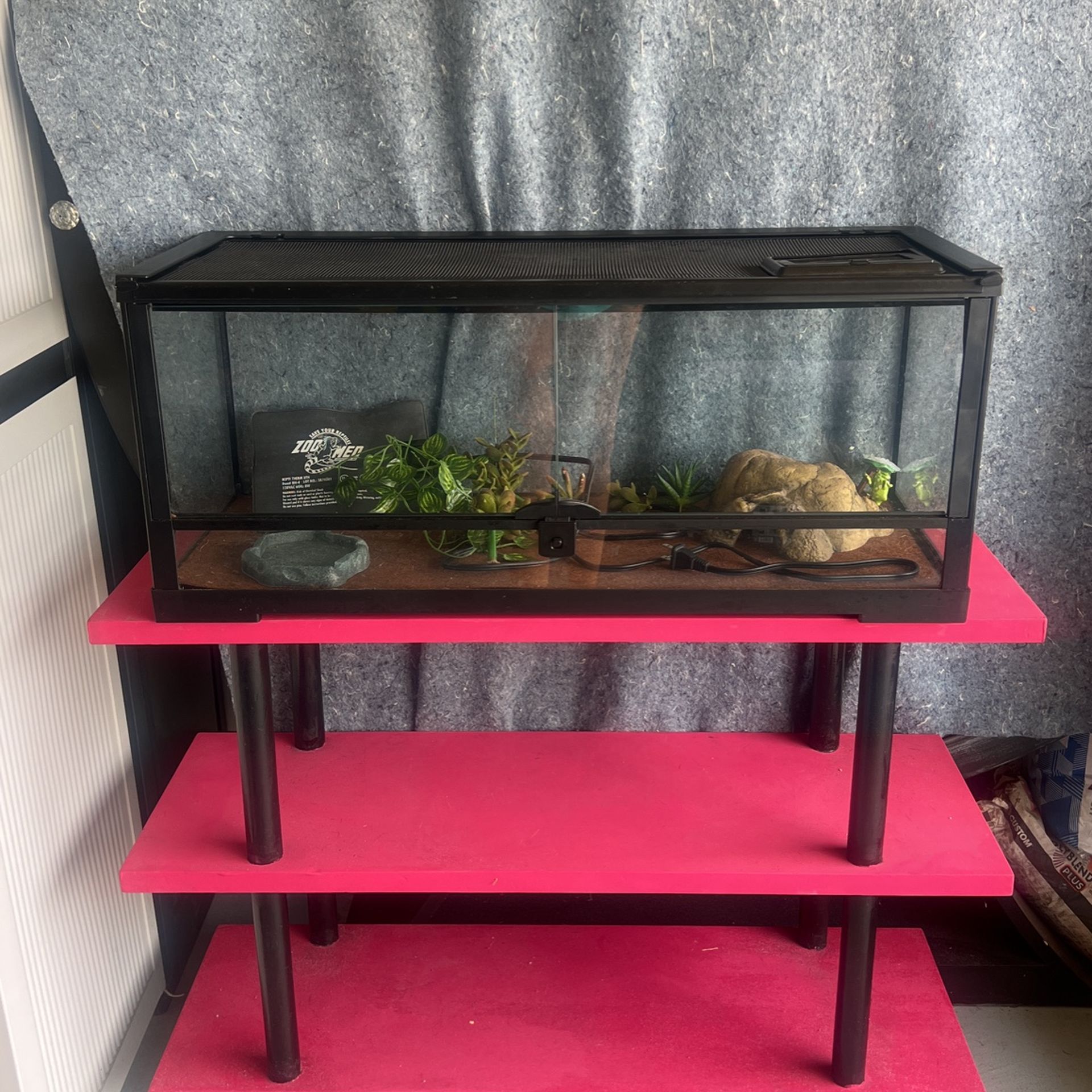 25 Gal. Reptile Terrarium