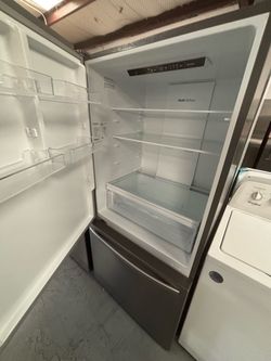 MORA BOTTOM FREEZER