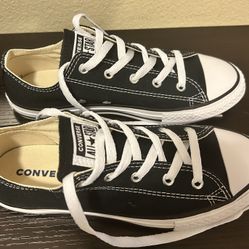 Converse (Youth / Size 3)