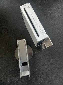 Wii console and stand