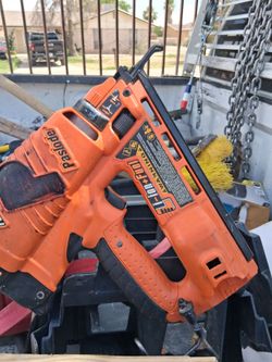 Paslode 16 ga staple gun
