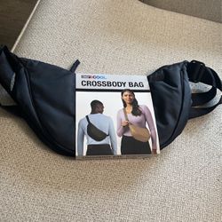 32 Degrees Cool Crossbody Bag 