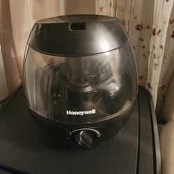 Honeywell  Humidifier and Difusser  Spa