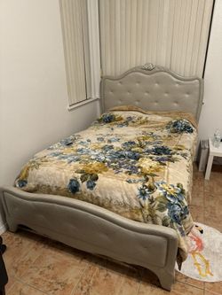 Queen Size Bed