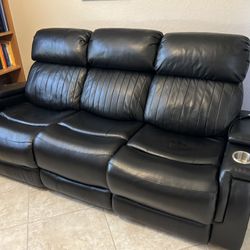 Leather Sofas / Sectional - MUST SEE!