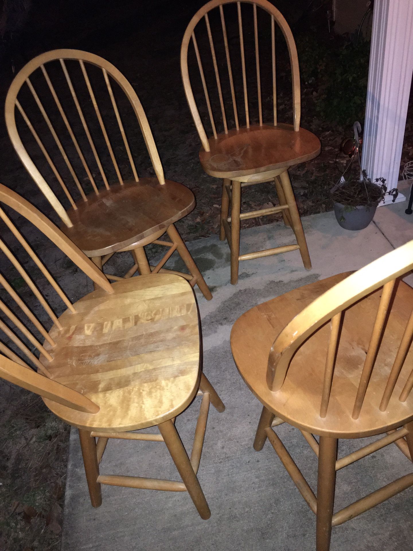 Set of 4 bar stools