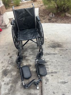 Silla con sus patas para enfermos
