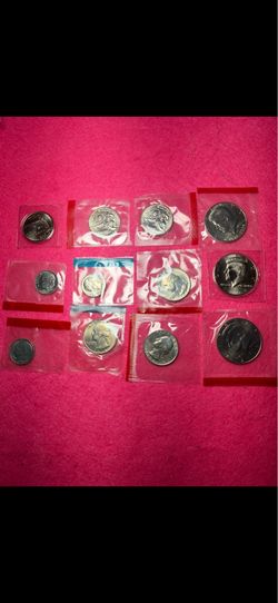 12 Coins from Mint Sets Bicentennial Quarter & Half & More
